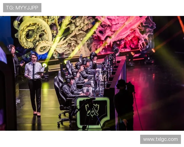 王者荣耀团队配合实力大比拼RNG战队荣获第三名殊荣