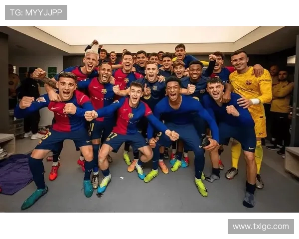 巴萨与尤文图斯精彩对决录播回顾全场比赛亮点分析